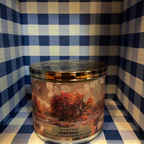 Bath Body Works Candle - Picture 3 of 3